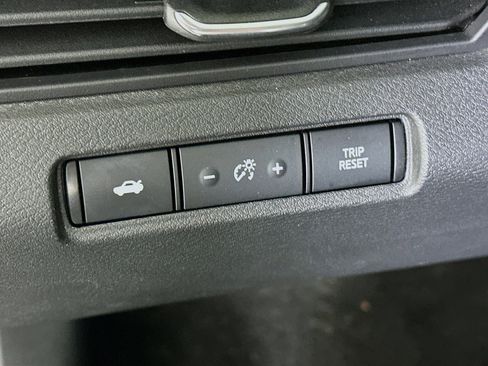 Used 2023 Nissan Altima 2.5 S FWD image 17