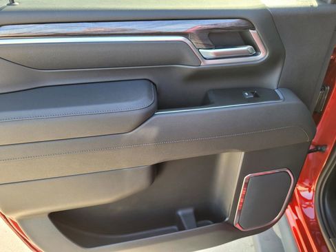 New 2026 Chevrolet Silverado 2500 LTZ w/ LTZ Convenience Package image 8