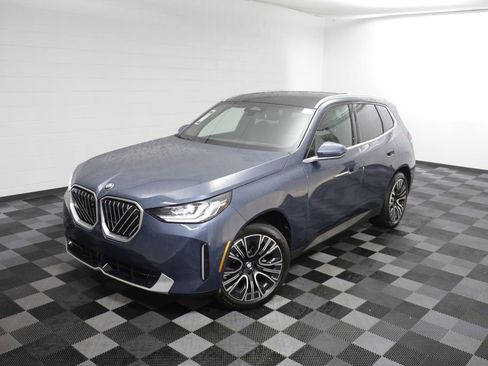 Certified 2026 BMW X3 xDrive30i AWD/4WD image 2