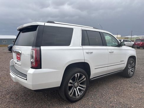 Used 2020 GMC Yukon Denali w/ Denali Premium Package image 12