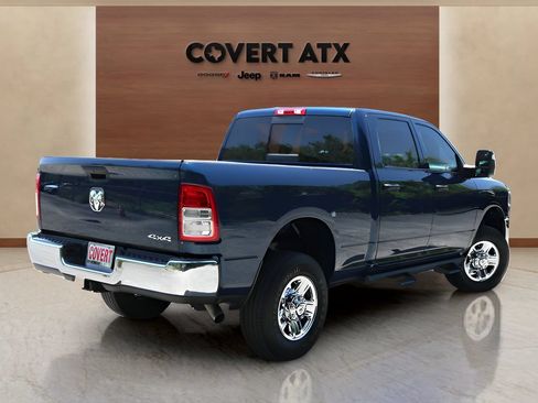 Used 2024 RAM 2500 Tradesman w/ Chrome Appearance Group AWD/4WD image 5