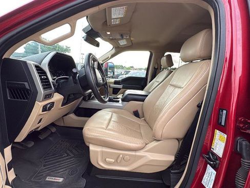 Used 2020 Ford F250 Lariat w/ Lariat Value Package AWD/4WD image 16