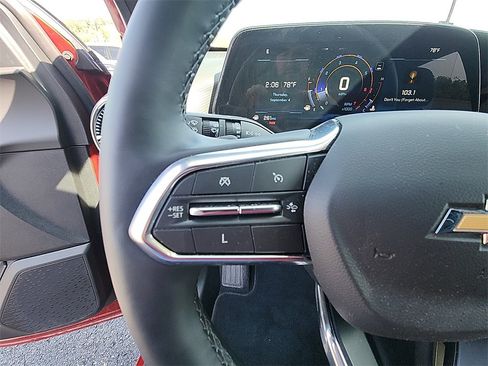 New 2025 Chevrolet Equinox LT w/ Convenience Package II image 18