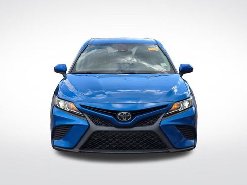 Used 2020 Toyota Camry SE FWD image 11