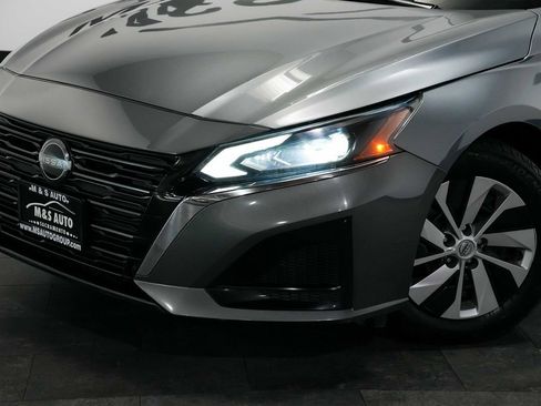Used 2023 Nissan Altima 2.5 S FWD image 10