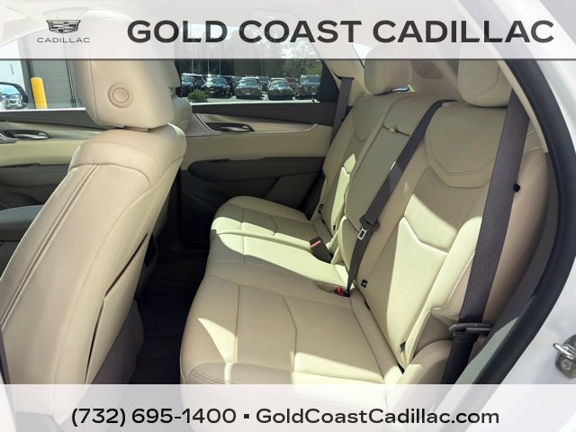 Used 2023 Cadillac XT5 Premium Luxury w/ Technology Package AWD/4WD image 13
