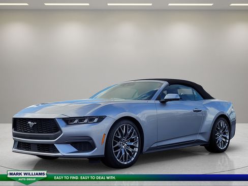 Used 2024 Ford Mustang Premium RWD image 8