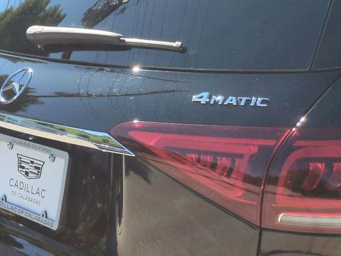 Used 2023 Mercedes-Benz GLE 450 4MATIC w/ AMG Line Exterior image 25