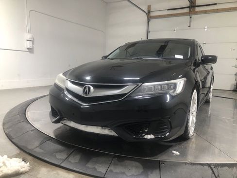 Used 2018 Acura ILX Base image 3
