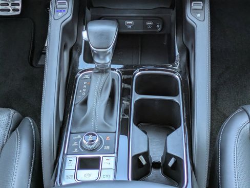 Certified 2025 Kia Telluride SX Prestige X-Line AWD/4WD image 18