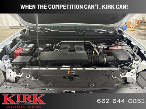 New 2024 GMC Canyon Elevation w/ Convenience Package image 10