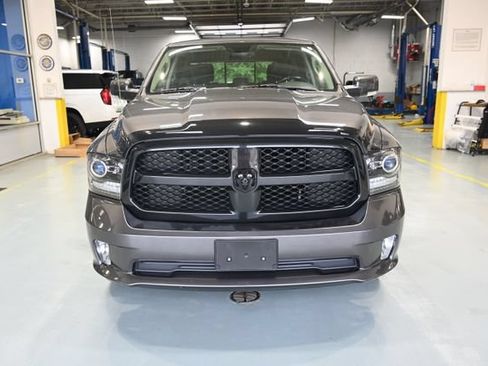 Used 2017 RAM 1500 Sport w/ Quick Order Package 26Q Night AWD/4WD image 2
