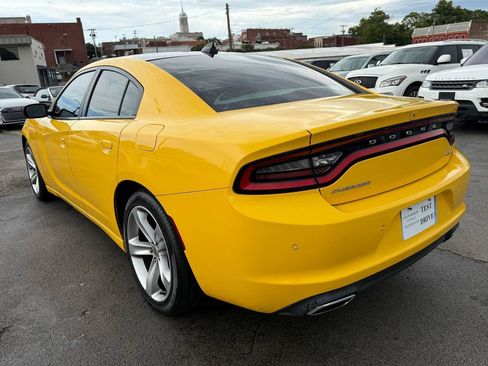 Used 2018 Dodge Charger SXT Plus w/ Quick Order Package 29J RWD image 8