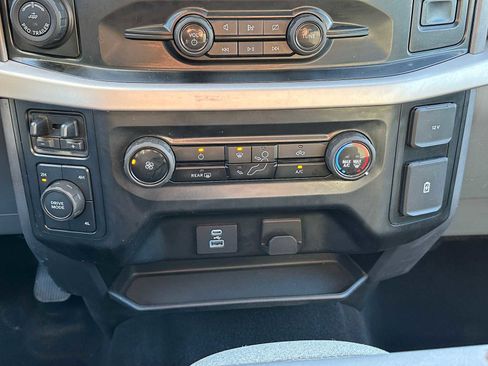 Used 2023 Ford F150 XLT w/ Trailer Tow Package image 27