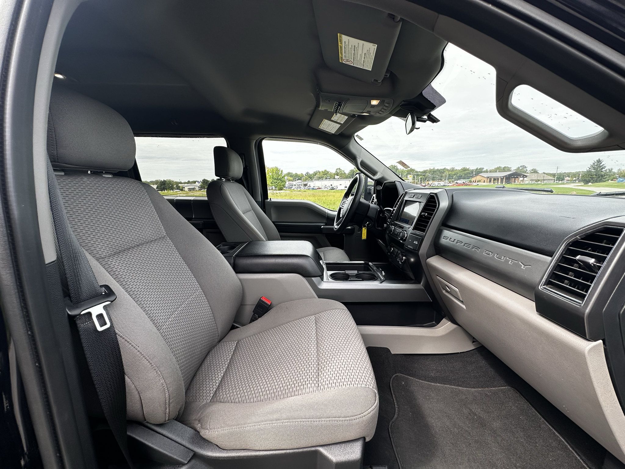 Used 2021 Ford F250 XLT w/ XLT Premium Package AWD/4WD image 30