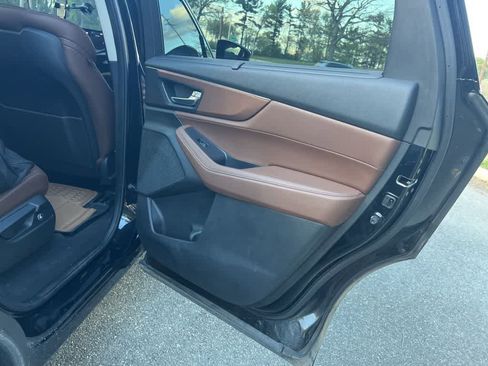 Used 2024 Acura MDX SH-AWD w/ Technology Package image 19