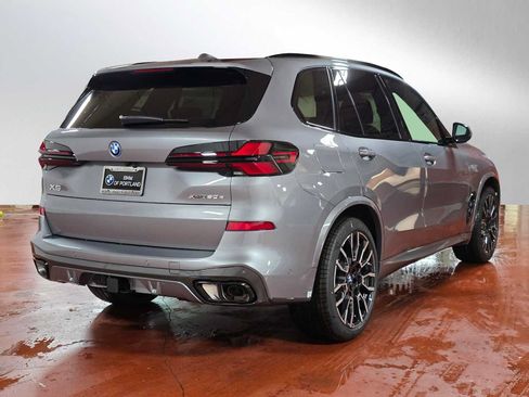 Used 2026 BMW X5 xDrive50e w/ Executive Package AWD/4WD image 3