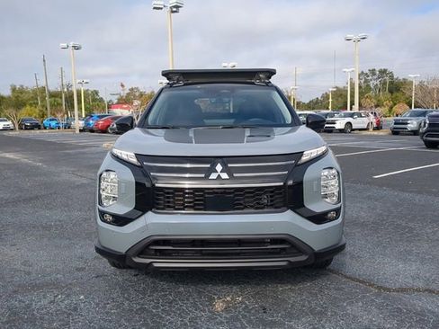 New 2026 Mitsubishi Outlander AWD image 3