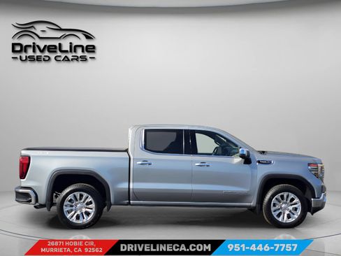 Used 2025 GMC Sierra 1500 SLT w/ SLT Premium Package AWD/4WD image 13