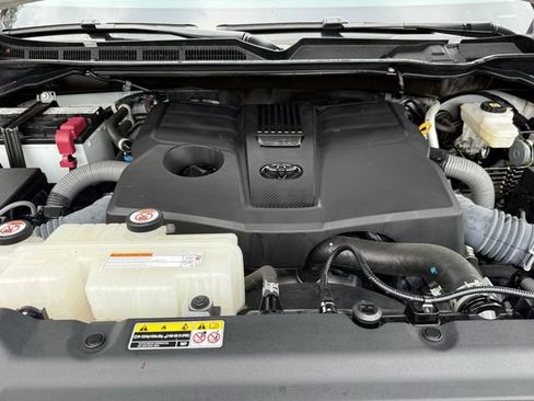 Used 2023 Toyota Tundra Limited AWD/4WD image 37