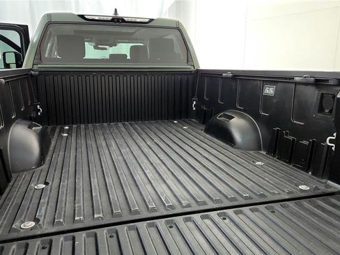 Used 2023 Toyota Tundra Limited AWD/4WD image 15
