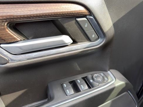 Used 2023 Chevrolet Silverado 1500 RST image 23