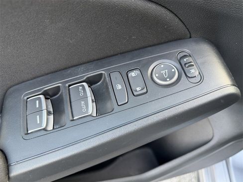 Used 2024 Honda Civic Sport image 17