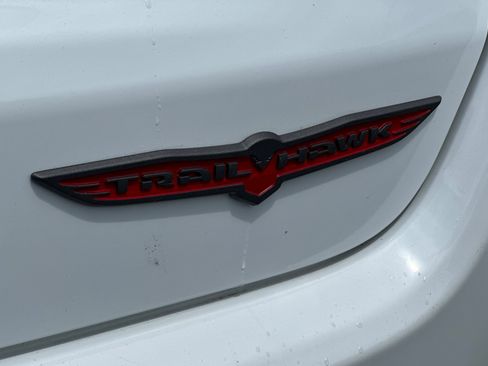 Used 2025 Jeep Compass Trailhawk w/ Trailer Tow Group AWD/4WD image 26