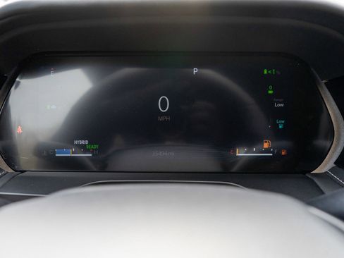 Used 2022 Jeep Grand Cherokee Limited 4xe w/ Luxury Tech Group II image 12