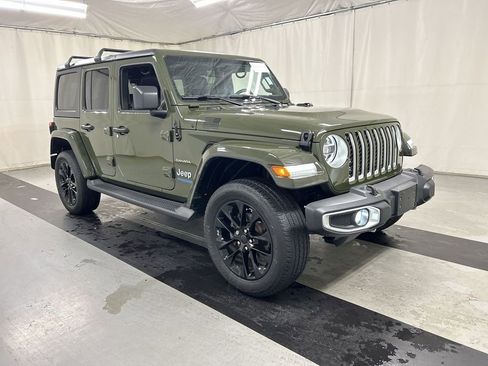 Used 2021 Jeep Wrangler Unlimited Sahara w/ Dual Top Group AWD/4WD image 1