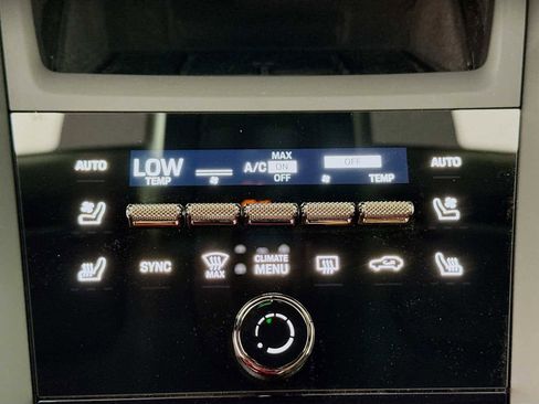 New 2025 Porsche Macan Turbo Electric image 13