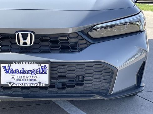 Used 2025 Honda Civic Sport image 8