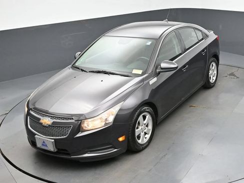 Used 2014 Chevrolet Cruze LT FWD image 19