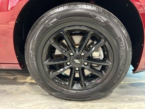 Used 2019 Dodge Grand Caravan SXT image 21