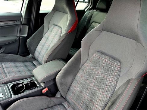 Certified 2022 Volkswagen GTI SE image 13