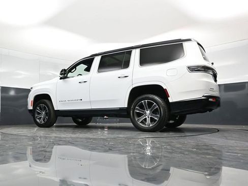 Used 2023 Jeep Grand Wagoneer 4WD image 63