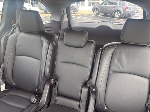 Certified 2024 Honda Odyssey Touring image 23