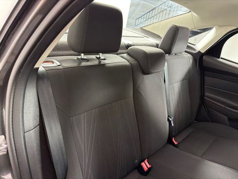 Used 2016 Ford Focus SE image 20