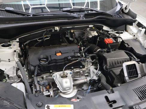 Used 2025 Honda HR-V LX image 31