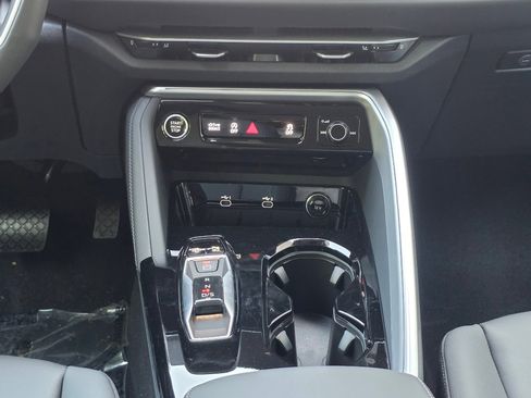 New 2025 Audi Q5 Premium Plus AWD/4WD image 19