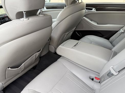 Used 2017 Genesis G80 3.8 image 60