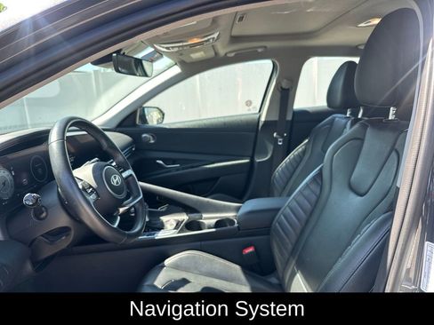 Used 2025 Hyundai Elantra Limited FWD image 7