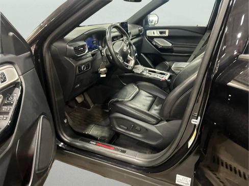 Used 2023 Ford Explorer ST w/ Equipment Group 401A AWD/4WD image 8