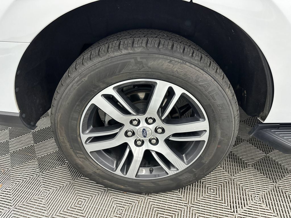 Used 2024 Ford Expedition Limited AWD/4WD image 20