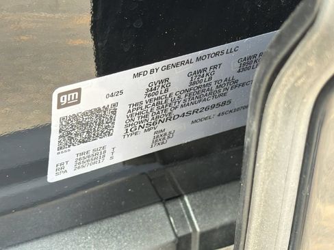 Used 2025 Chevrolet Tahoe LT AWD/4WD image 33