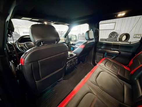 Used 2018 Ford F150 Lariat w/ Equipment Group 502A Luxury AWD/4WD image 9