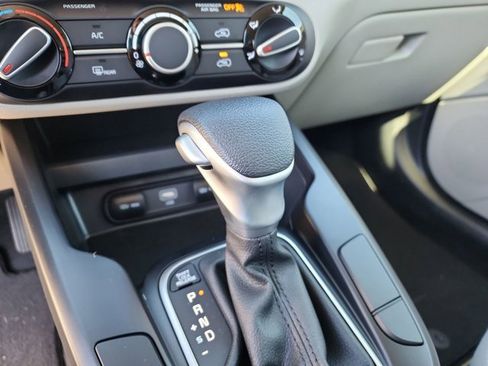 New 2025 Kia Soul LX w/ LX Technology Package image 20