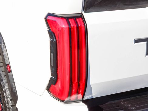 Used 2026 Toyota Tundra TRD Pro AWD/4WD image 9