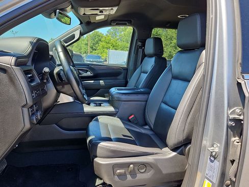 Used 2024 Chevrolet Tahoe LT AWD/4WD image 24