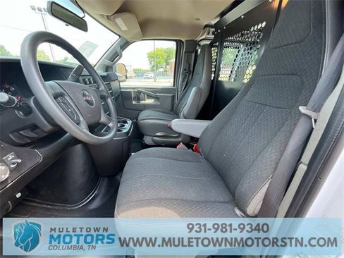 Used 2024 GMC Savana 2500 w/ Driver Convenience Package image 10